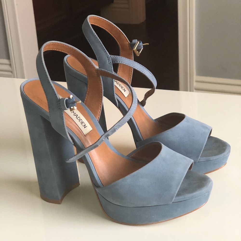STEVE MADDEN “Gilda” HEEL